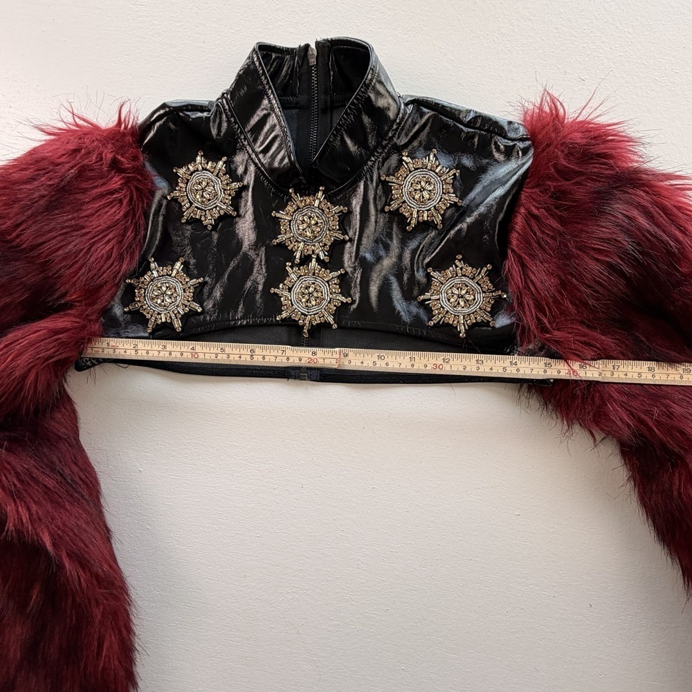 Akira Bolero Wine, Coachella, Boho Glam, Faux Fur, Festival Statement, Size S - Picture 11 of 15